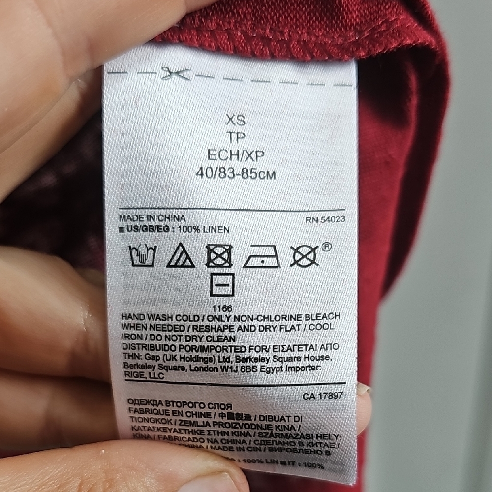 Banana Republic Red Short Sleeve Linen Tee Essential - Picture 5 of 5